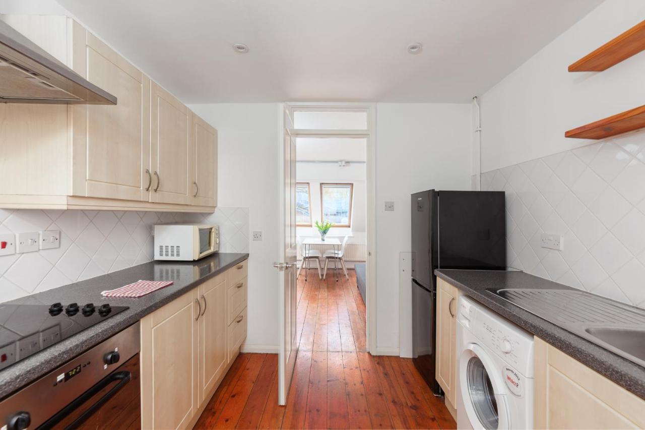 White City Apartment Лондон Экстерьер фото